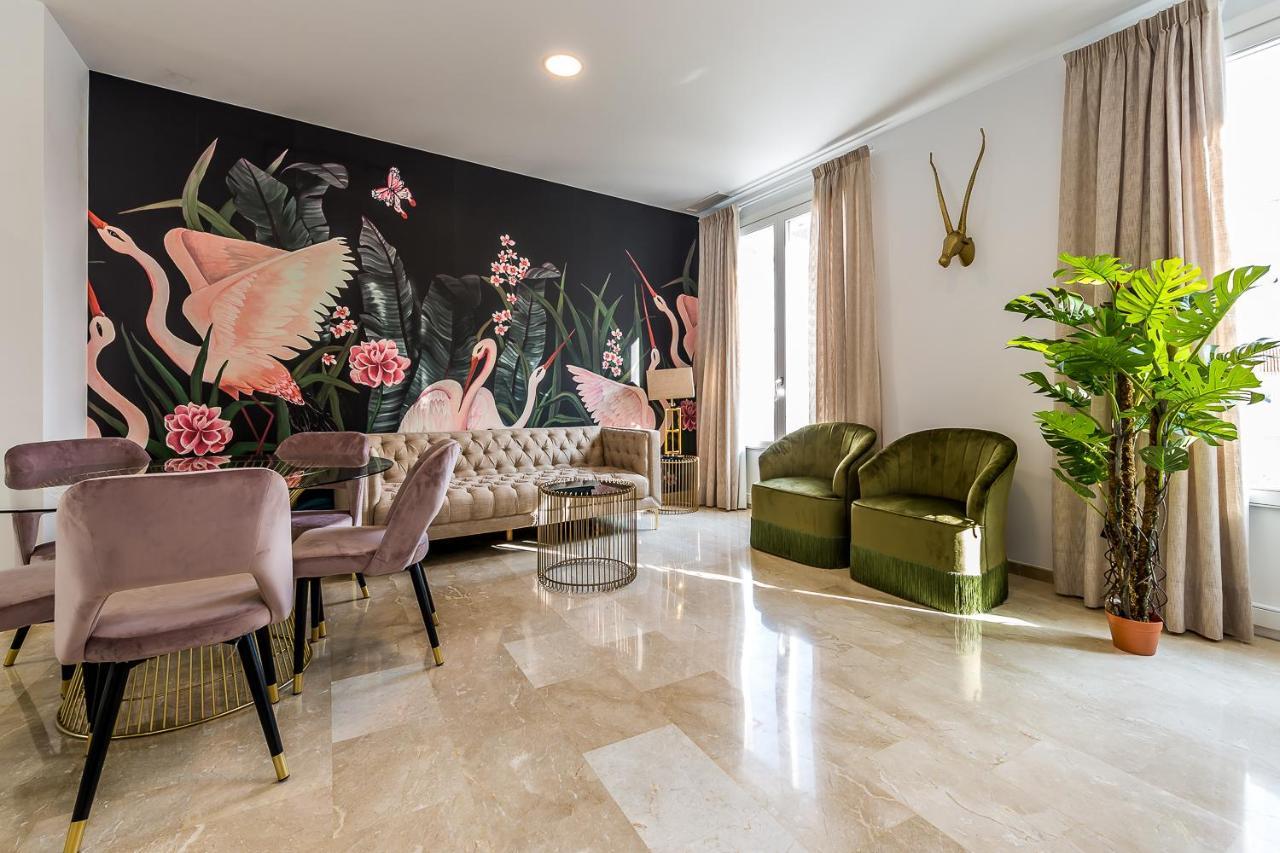 San Francisco Plaza Apartment *