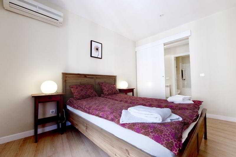 Fuencarral Apartahotel 5*