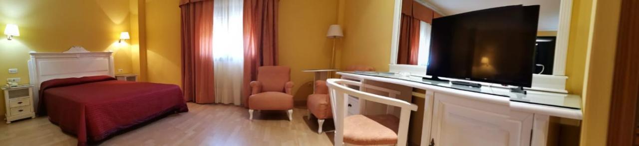 Acosta Vetonia Hotel