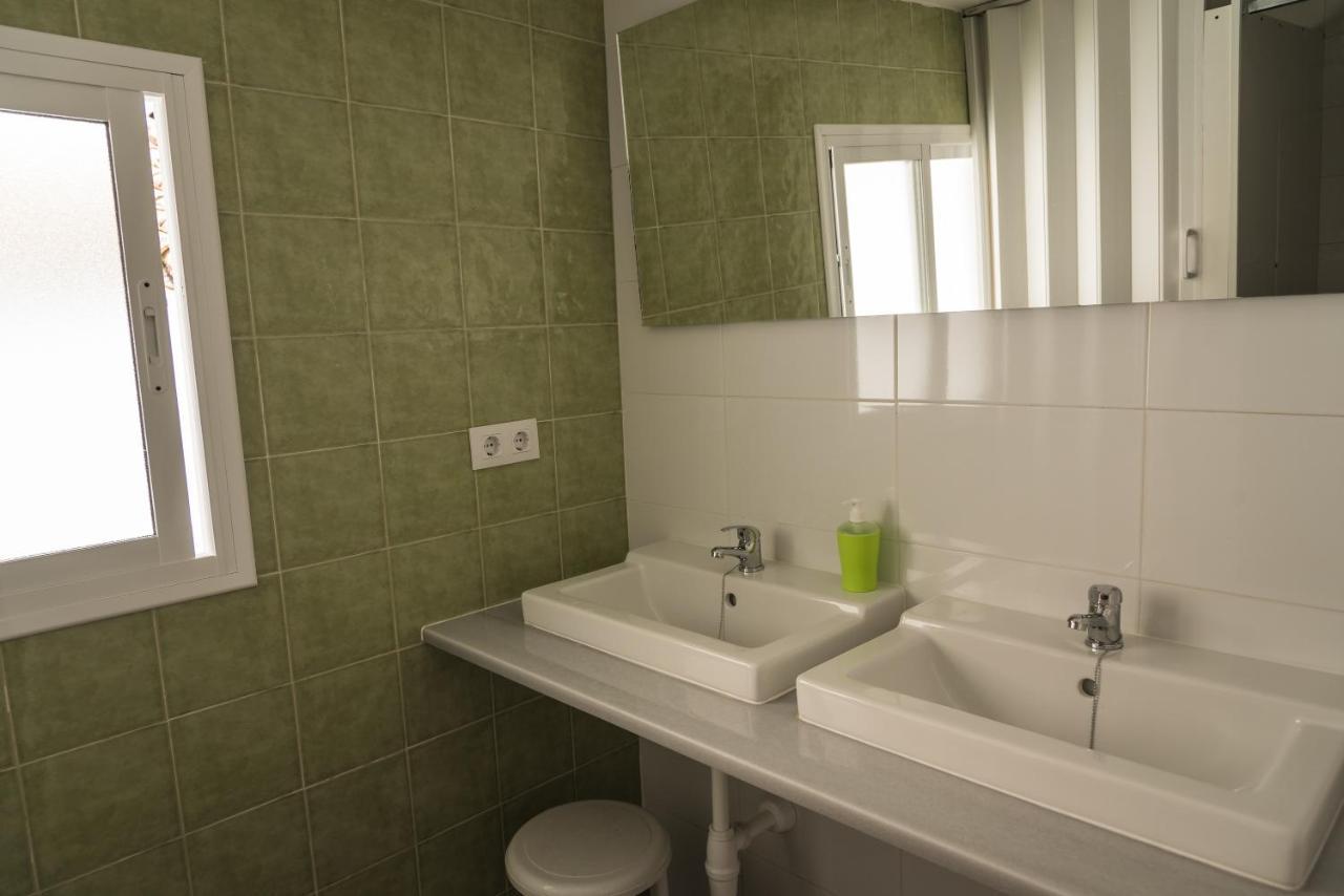 Hostal En *