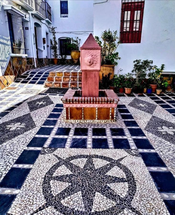 Abril * Competa