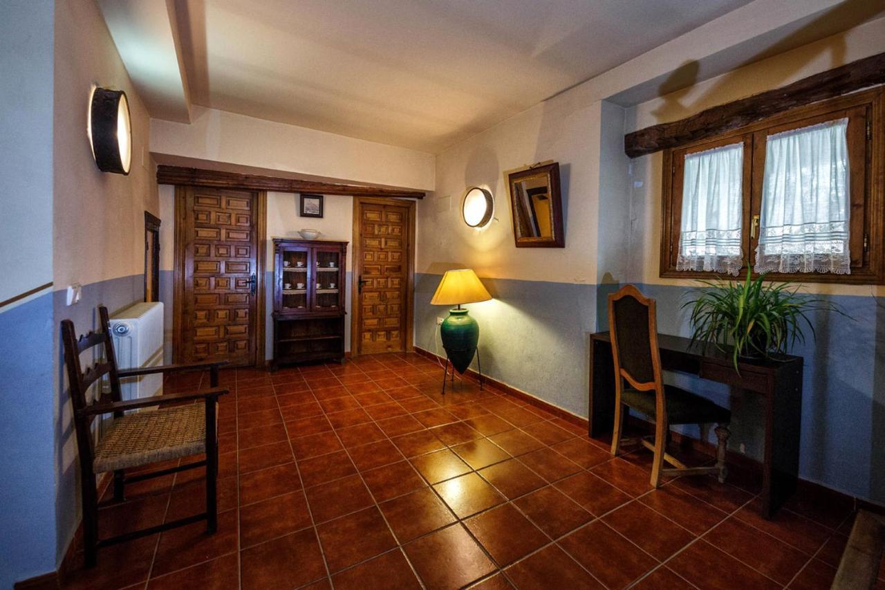 Hotel Fonduq Hospederia El Pilar 2*