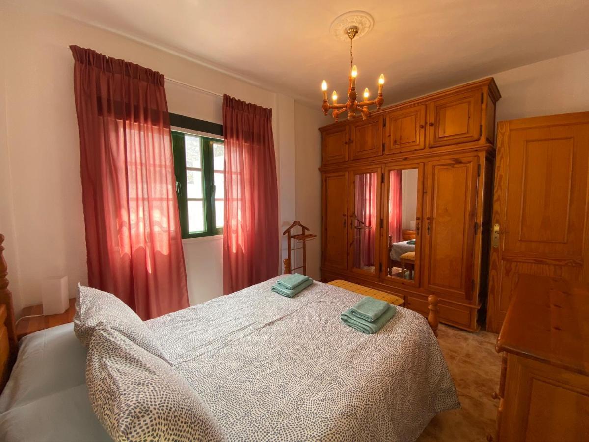Casa Paco Y Nina Holiday home