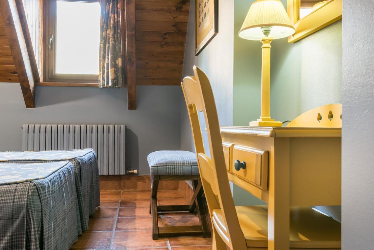 El Refugio De Aran Aparthotel 3*