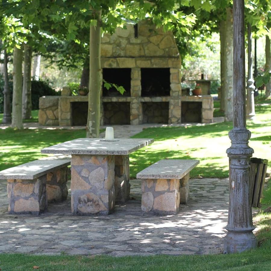 Ribera Del Corneja Hotel 4*