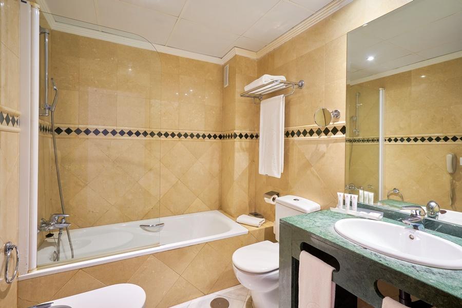 Exe Ciudad De 4* Cordoba