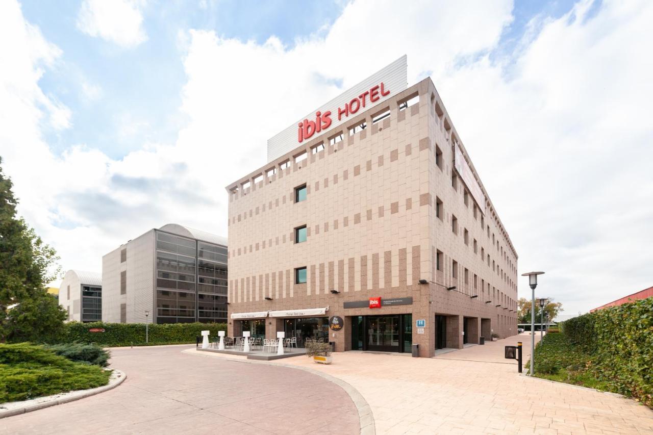 Ibis La Garena 3*