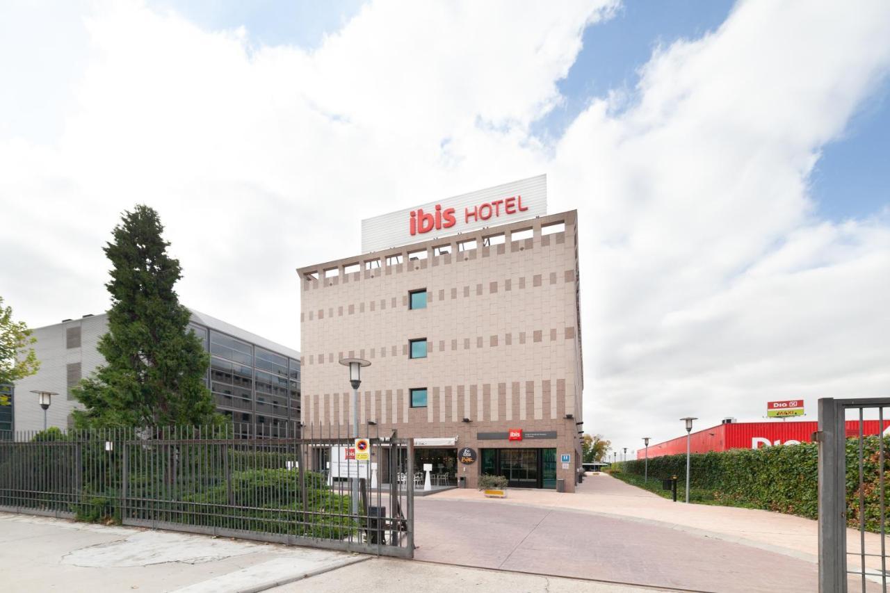 Ibis La Garena Hotel 3*