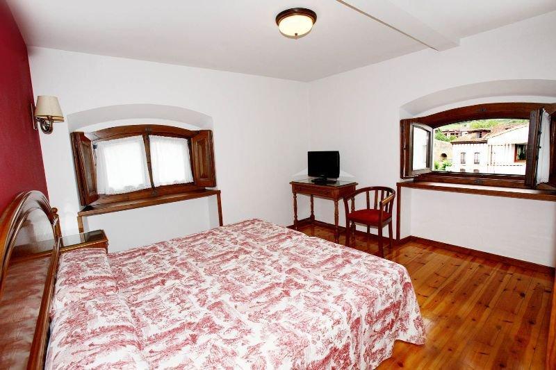 Hotel Puente 2*
