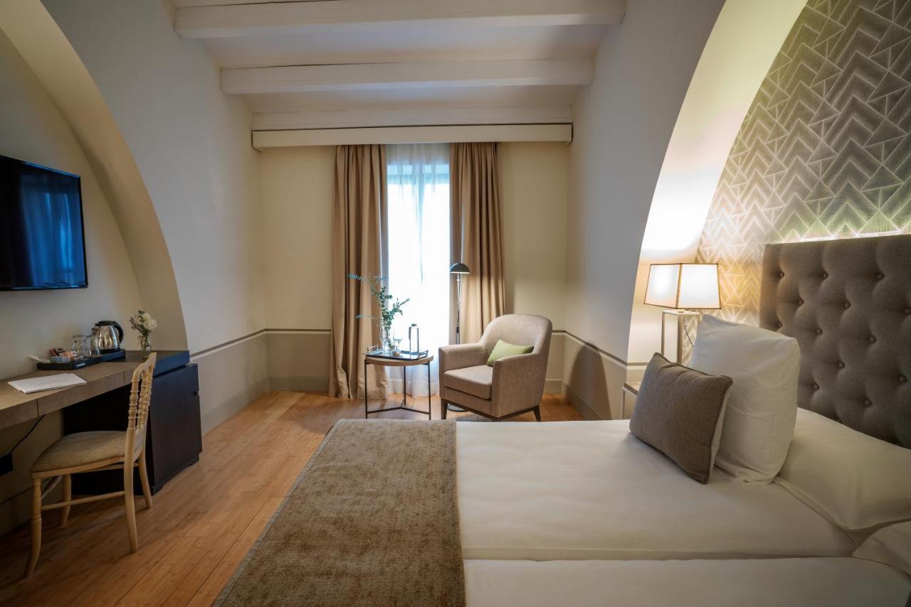 Hospes Palacio De Arenales & Hotel 5*