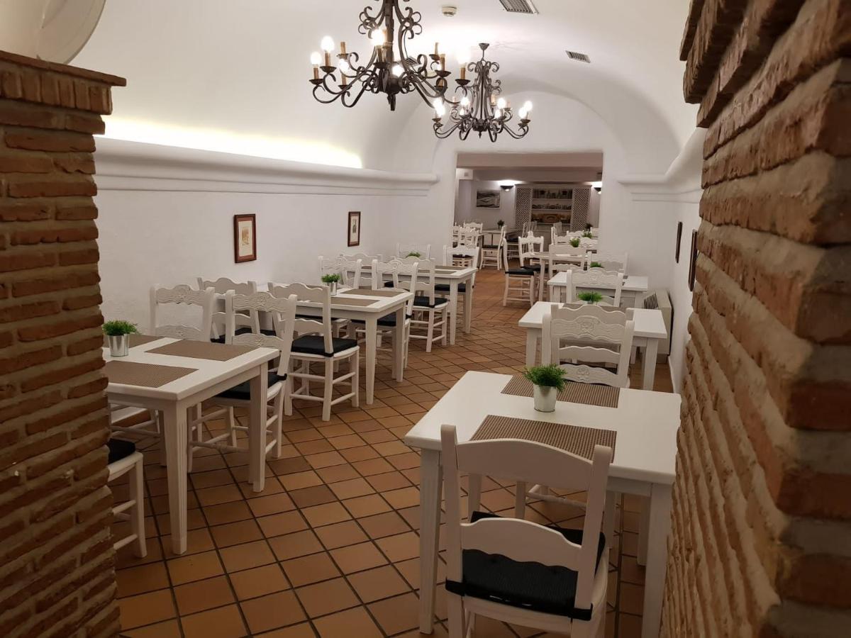 Telecabina Hotel 2*