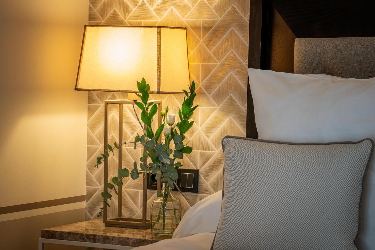 Hospes Palacio De Arenales & Hotel 5*