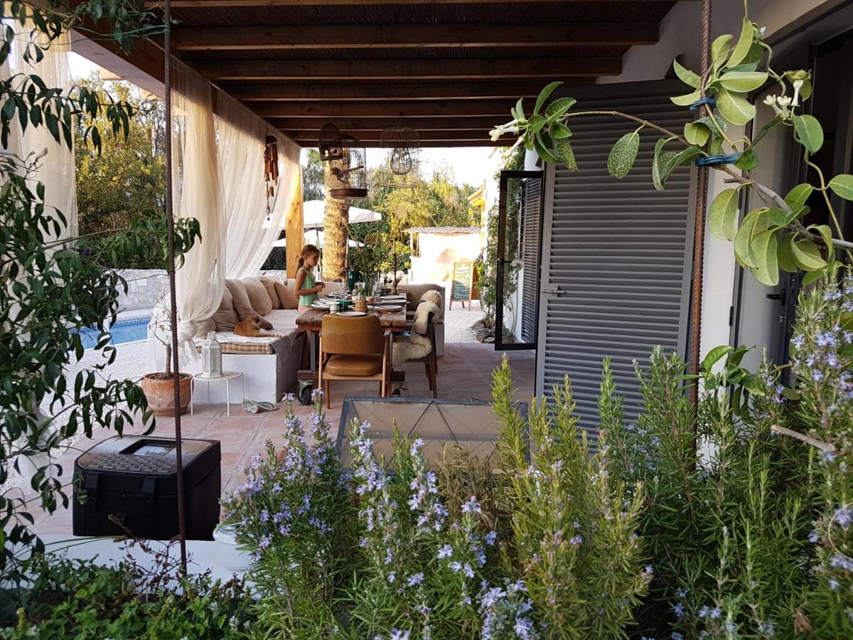 Mil Estrellas Bed & Breakfast