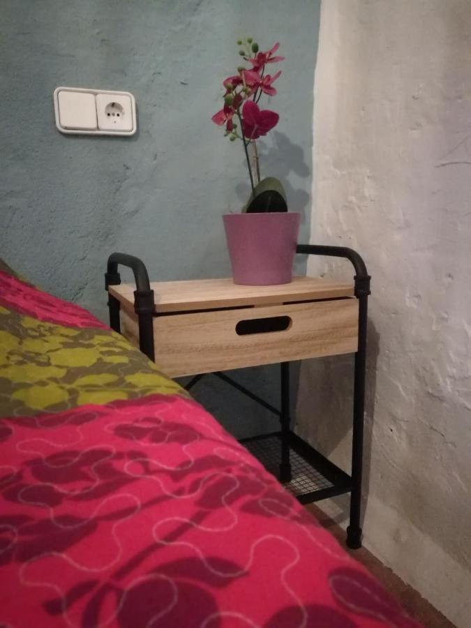 Mas Del Llop Blanc - Dog Friendly Rural - Bed & Breakfast Sobrestany