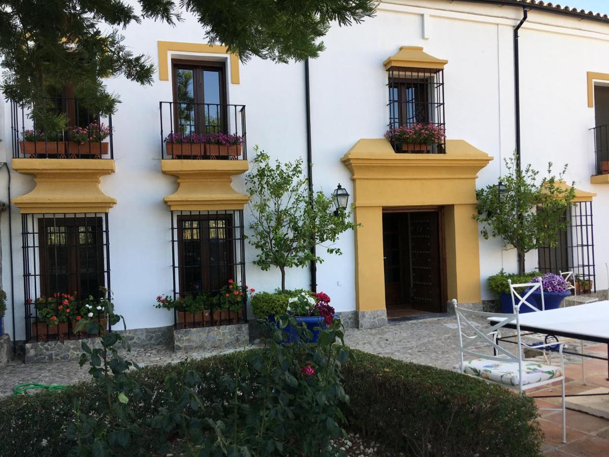 La Escondida Ronda, *