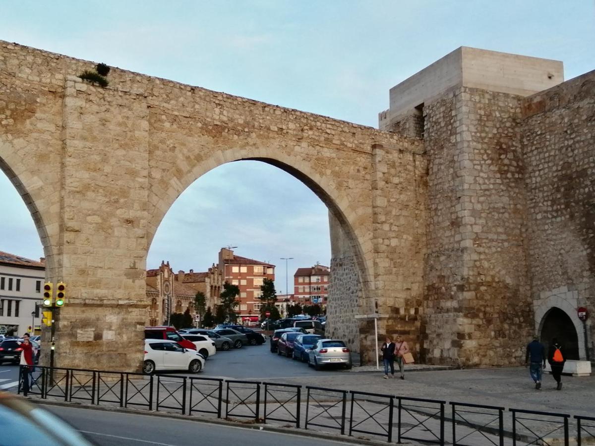 Aparthotel Estudios Arcos *