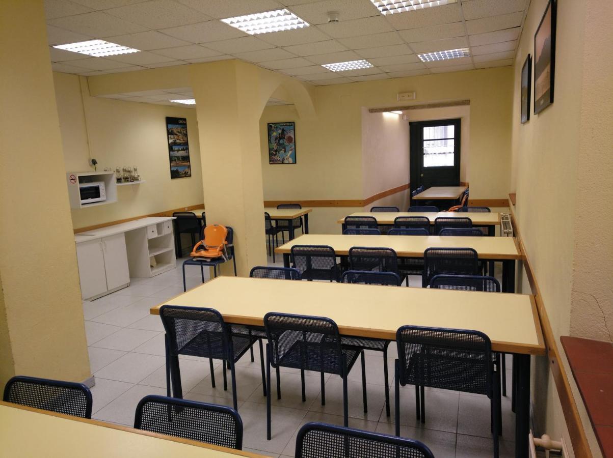 Hostel De