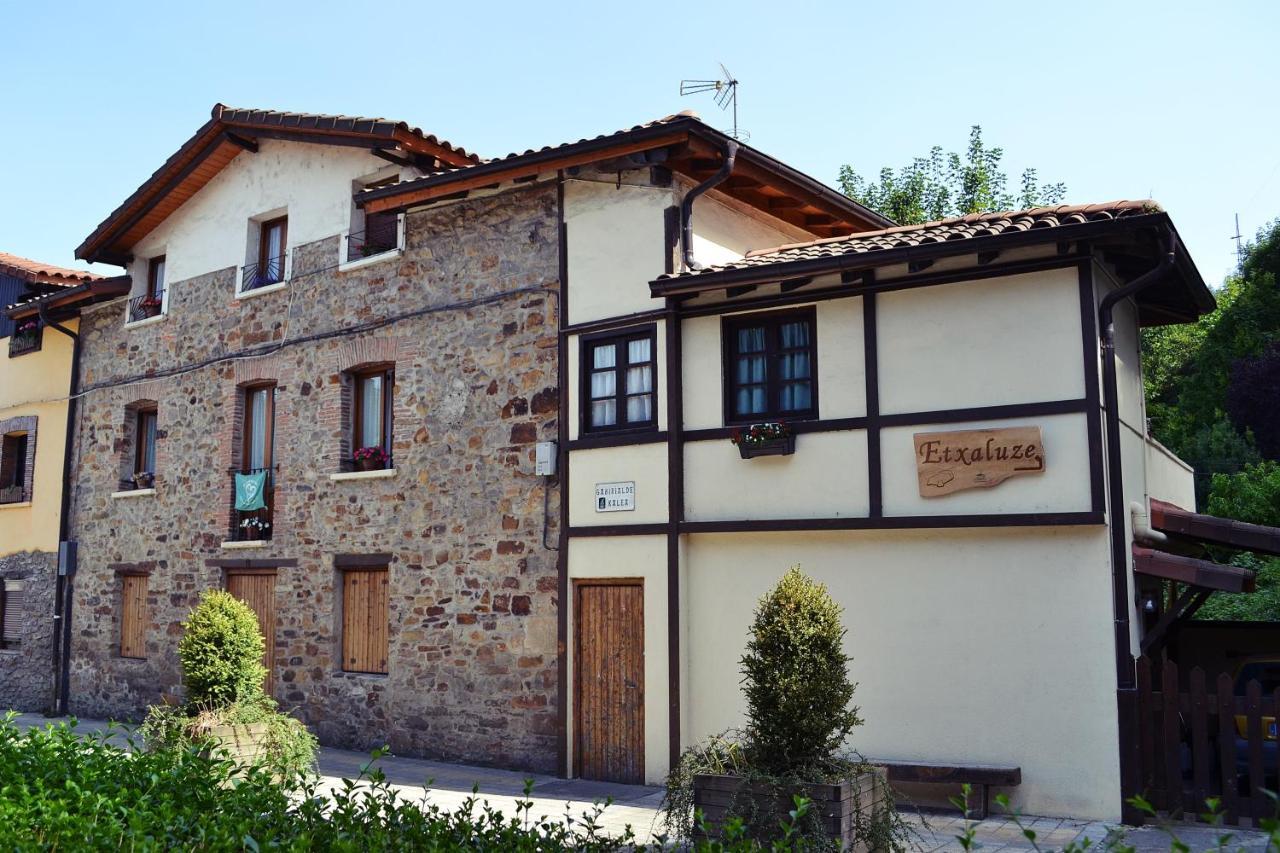 Bed & Breakfast Etxaluze Ormaiztegui