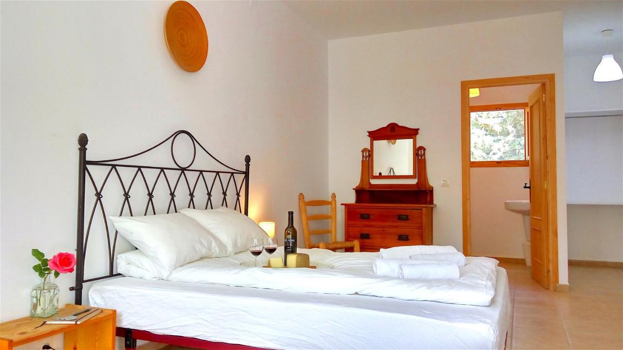 Cortijo Solera Bed and breakfast *