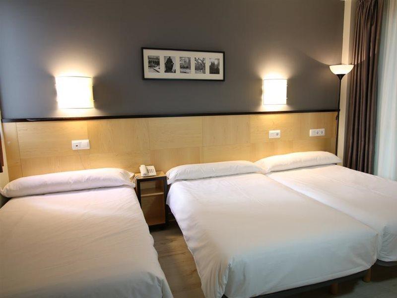 Hotel Alda Entrearcos Burgo