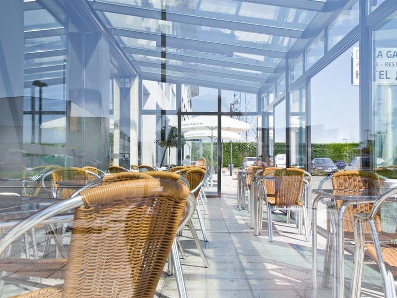 Hq La Galeria Hotel 4*