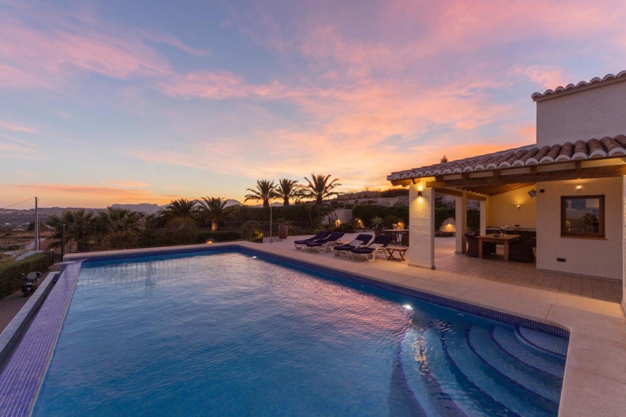Luxury With Panoramic Views Over Moraira Villa *