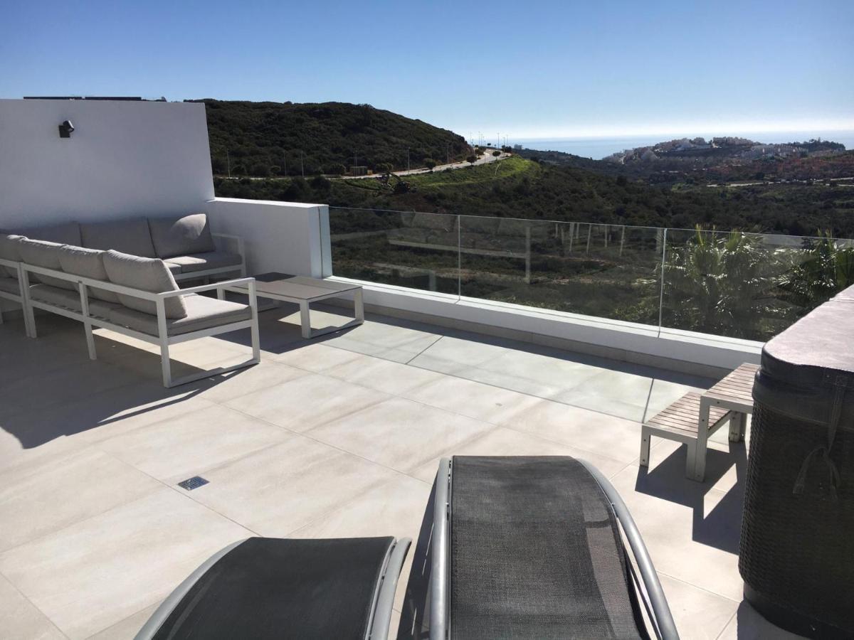 Appartement-penthouse De Luxe Cortesin Le Golfeur Apartamento *