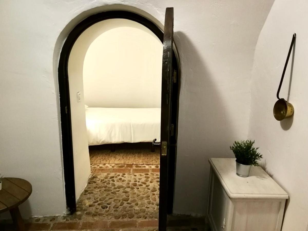 Casa Cueva Castillo Perales de Tajuna