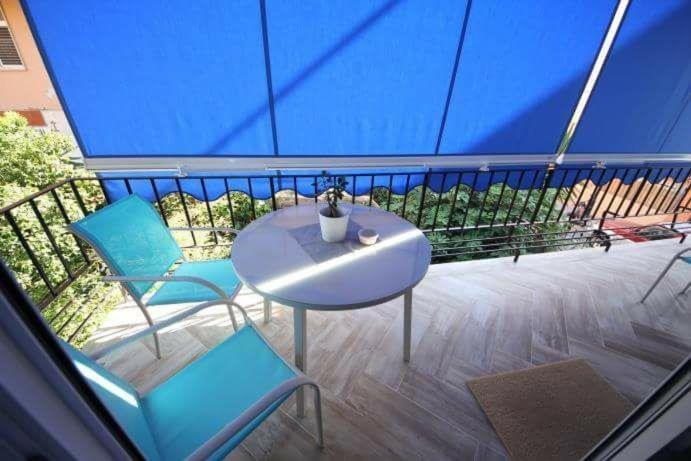 Paseo Maritimo Boliches. Apartamento *