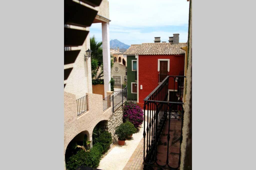 Casa Con Encanto En Pueblo Acantilado *