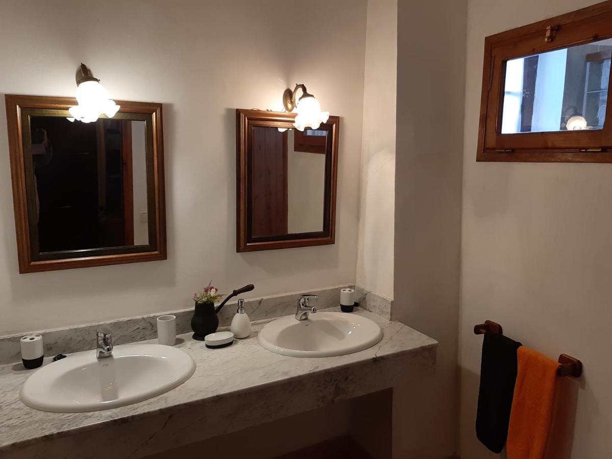 Country house Mas D'en Gregori Porrera