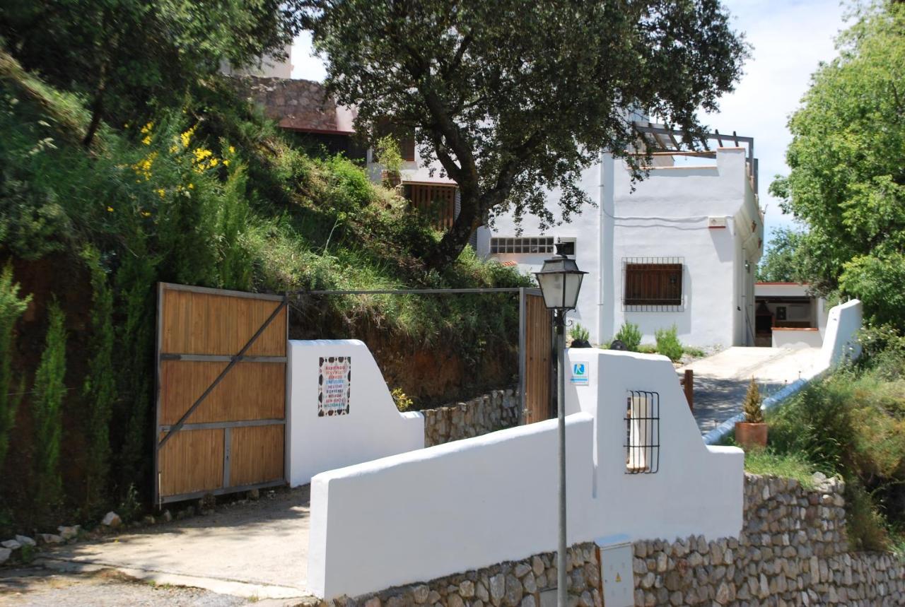 Encinar De Aguas Blancas Country house Dudar
