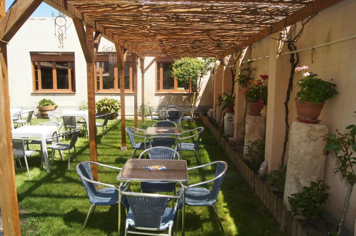 Hostel Estrella Del Camino *