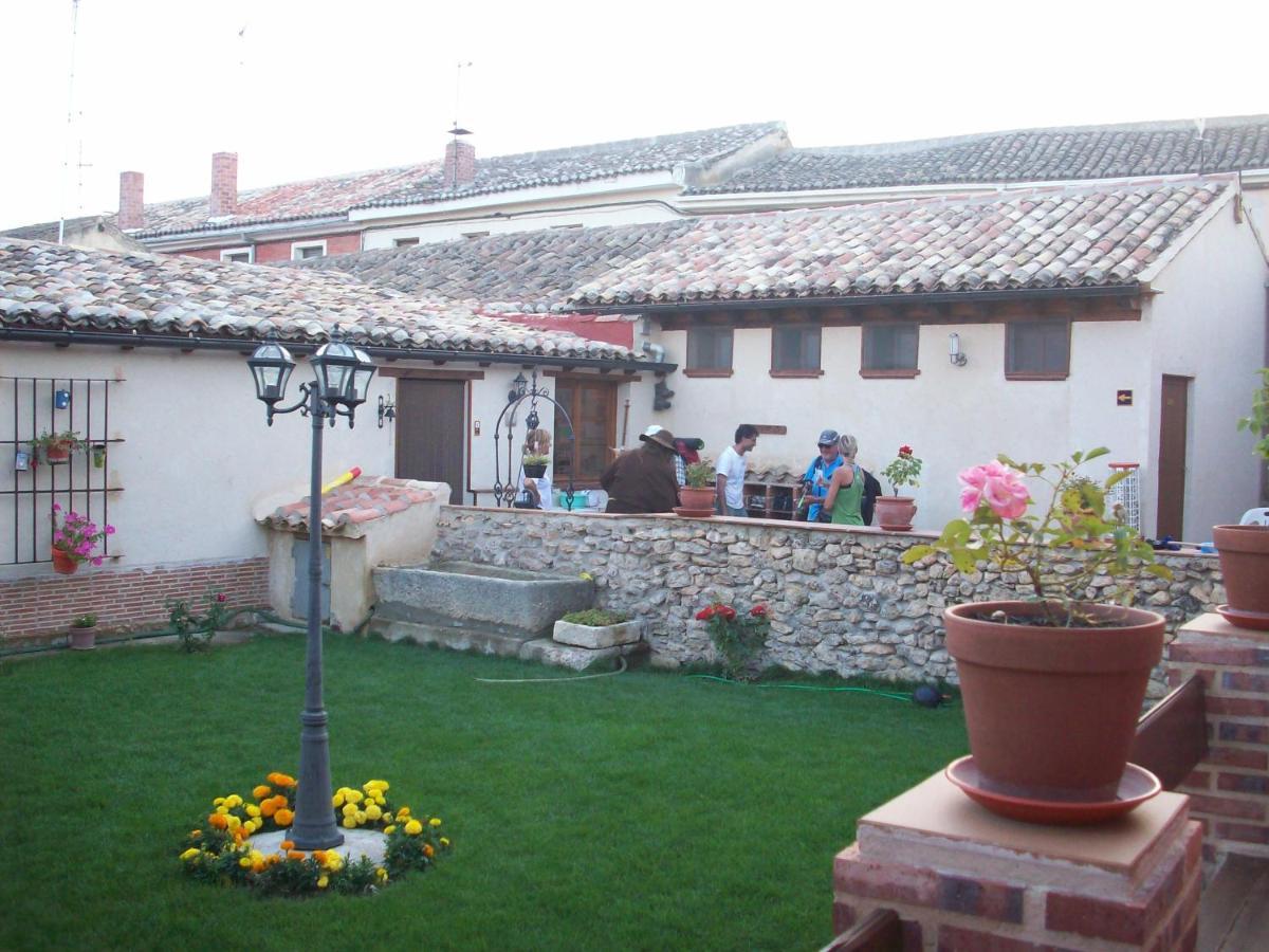 Estrella Del Camino Hostel
