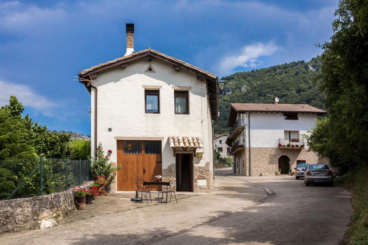 Holiday home Casa Lizarrosta En Nacedero Del Urederra