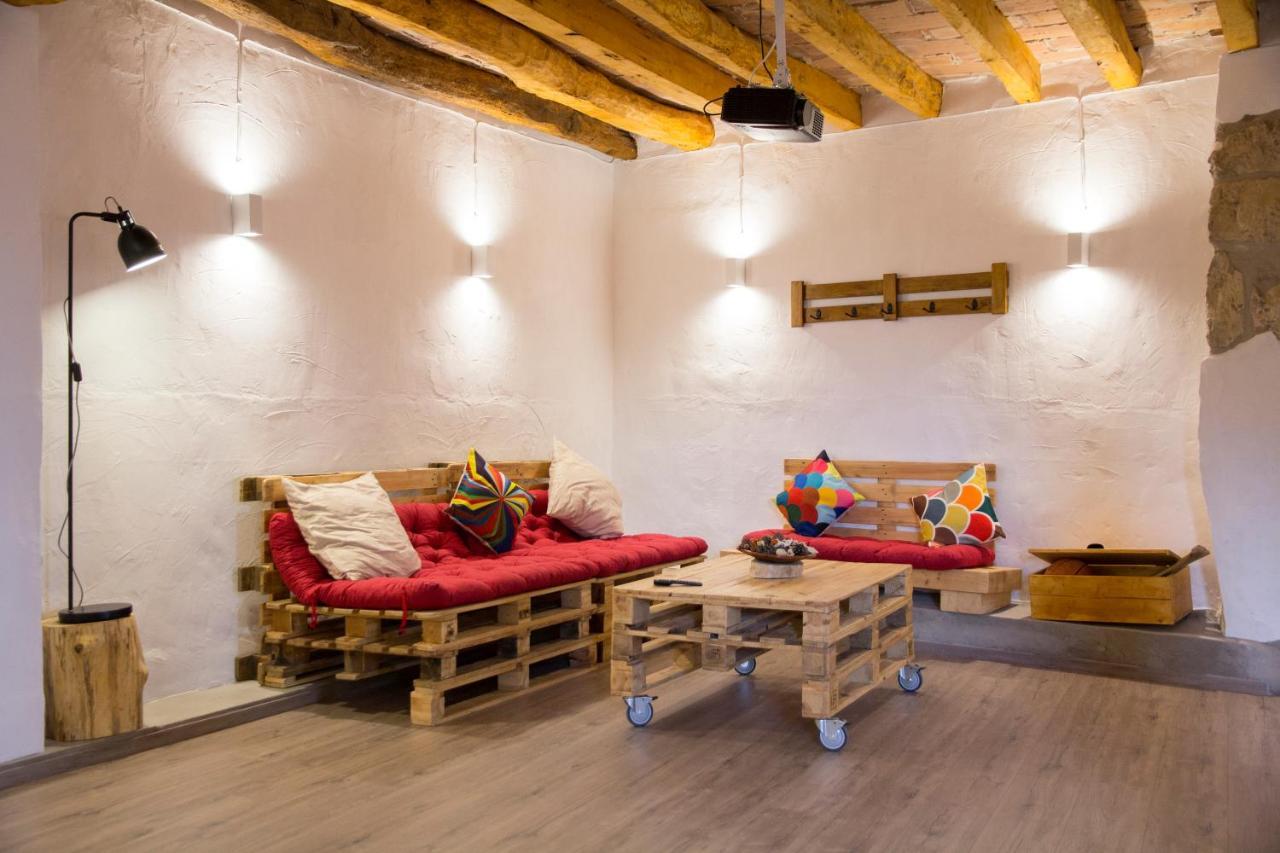 Casa Lizarrosta En Nacedero Del Urederra * Baquedano