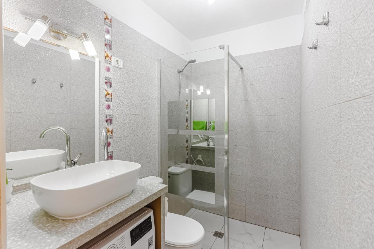 Mareverde, Americas Apartamento