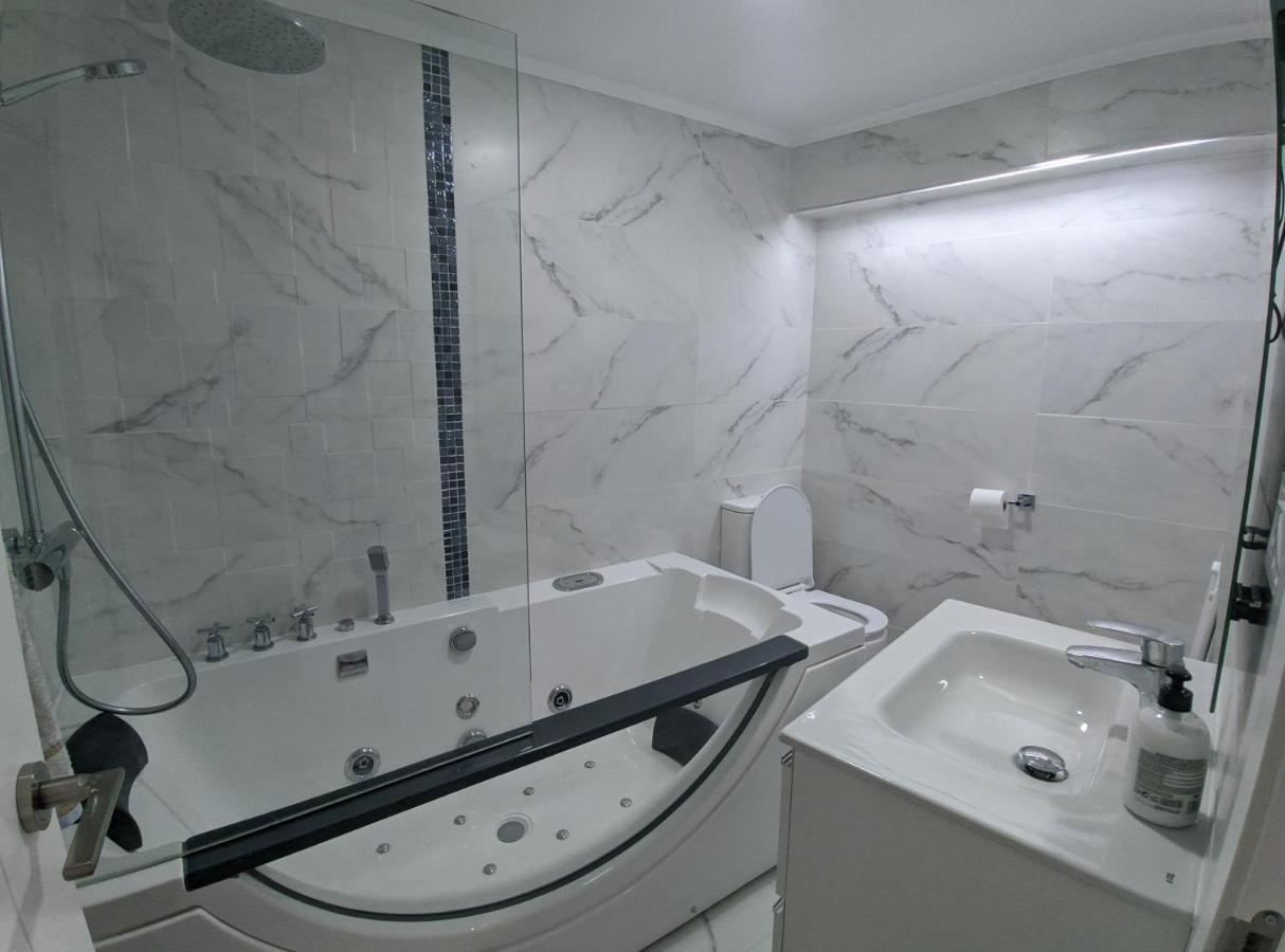 En Casa Nueva Y Moderna Habitación en casa particular Cullera