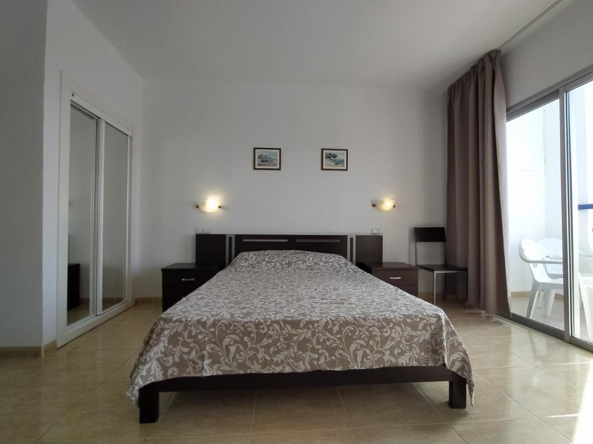 Studio With Ocean View. 100 M Beach Playa Paraiso (Tenerife)