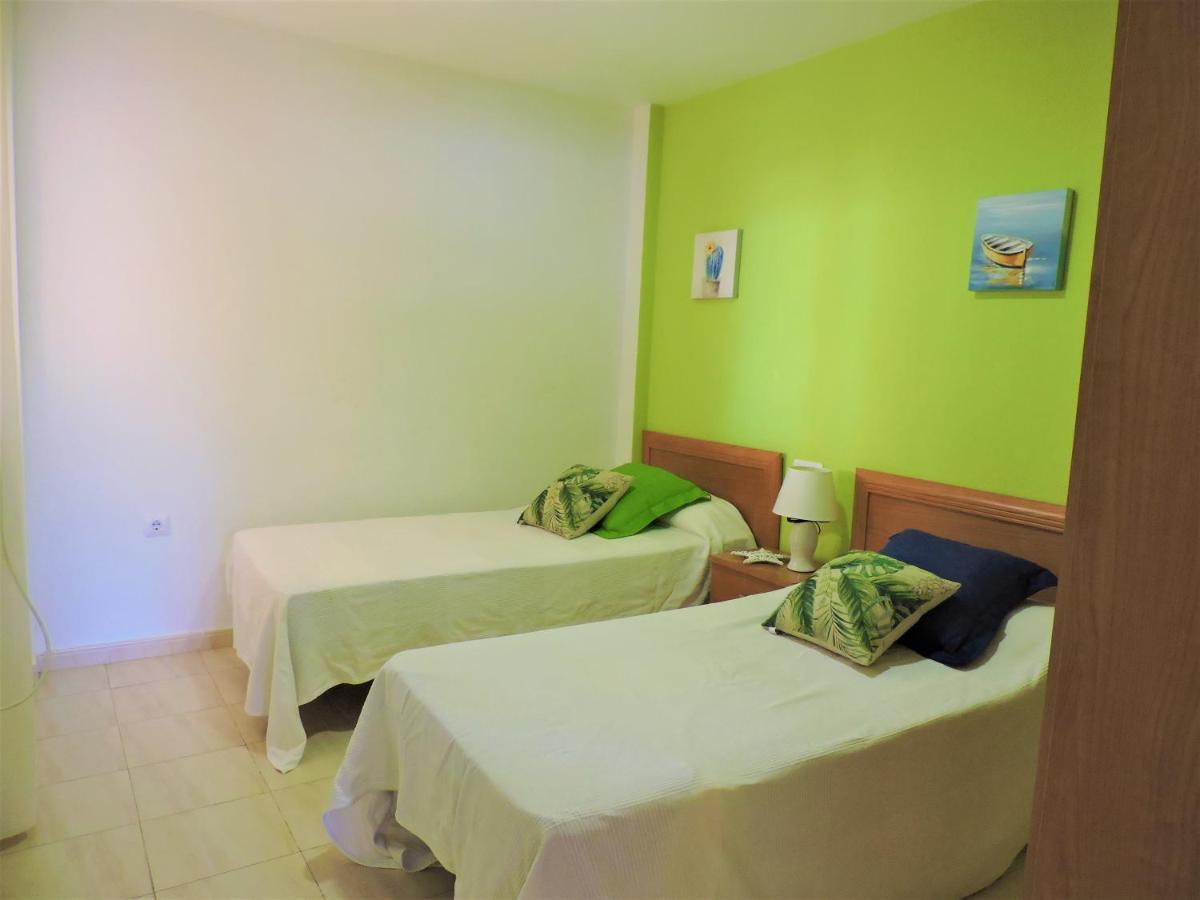 Inma Mayor En Primera Linea De Playa, Con Parking Y Piscina Apartment
