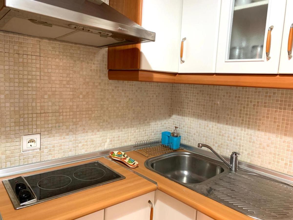 The Lol@s Center Apartment Estepona