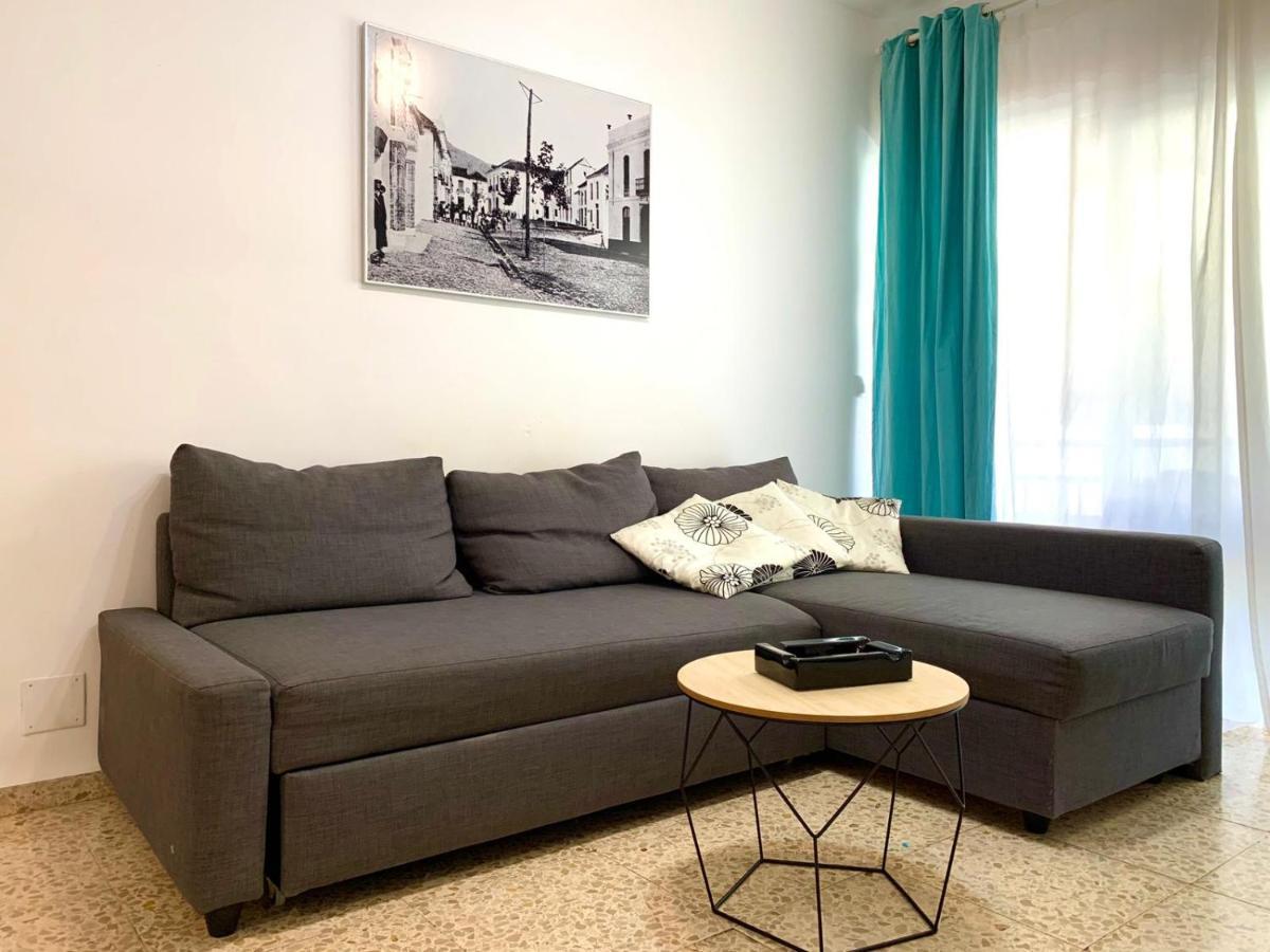 The Lol@s Center Apartment