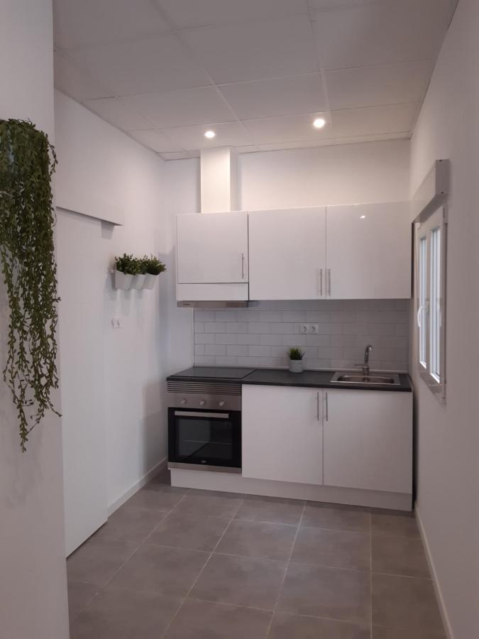Tropical Garden Apartment *