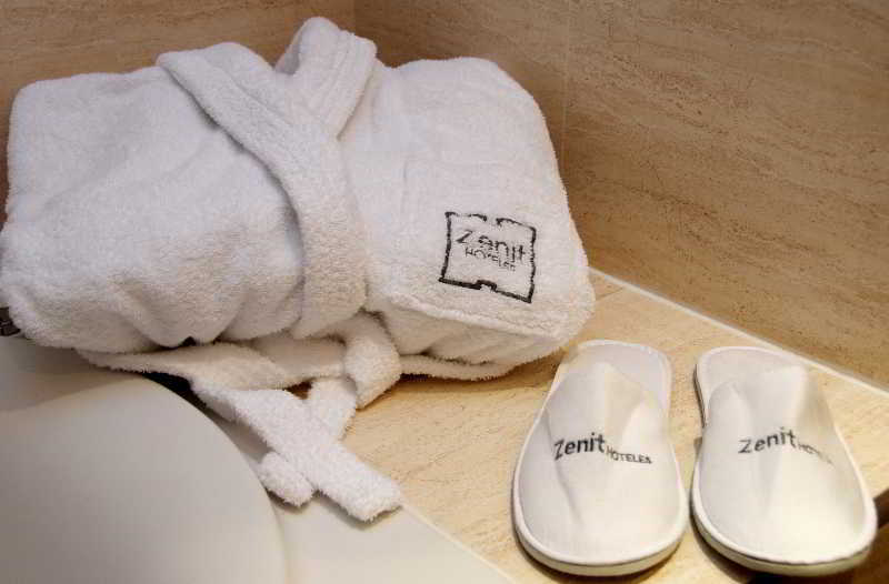 Zenit Don Yo Hotel 4*