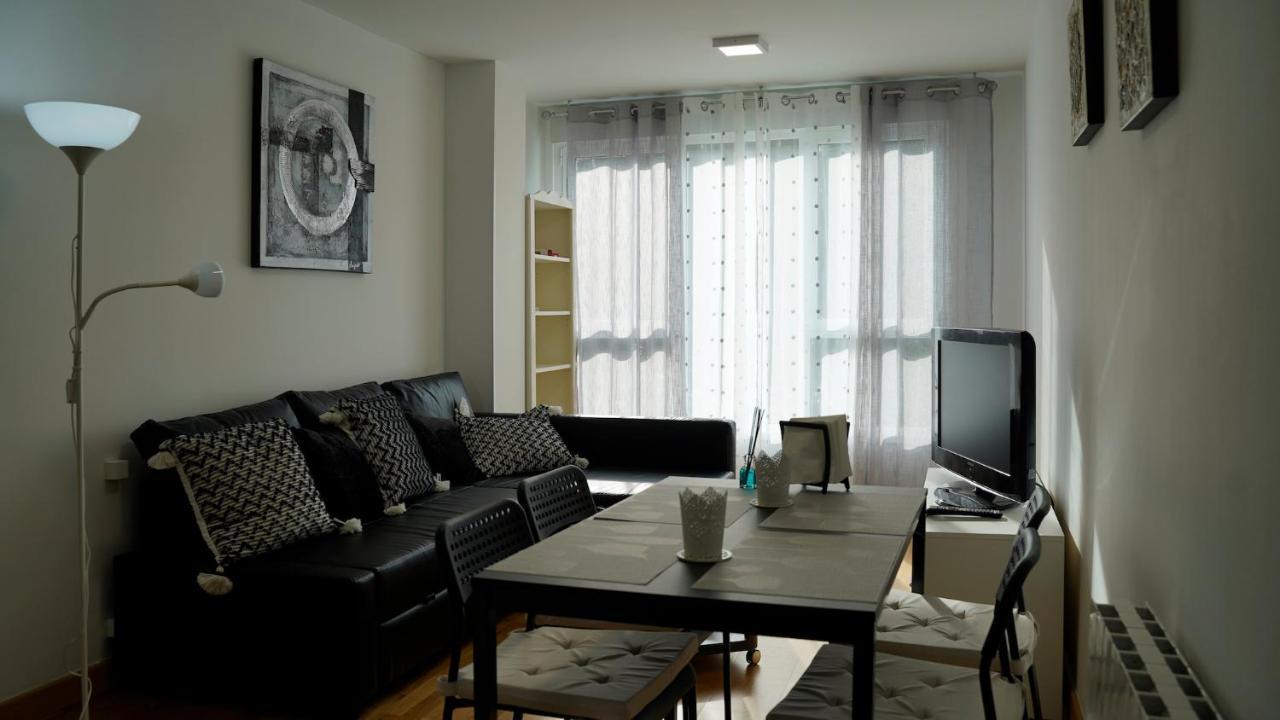 Style Vistas Al Rio Miera Apartamento *