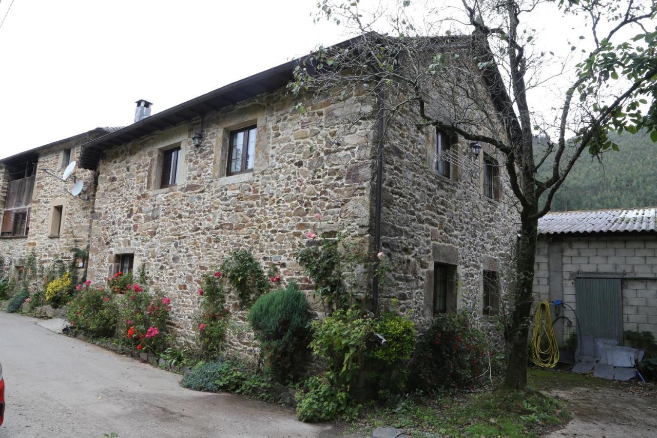 Madreselva Casa rural Navelgas