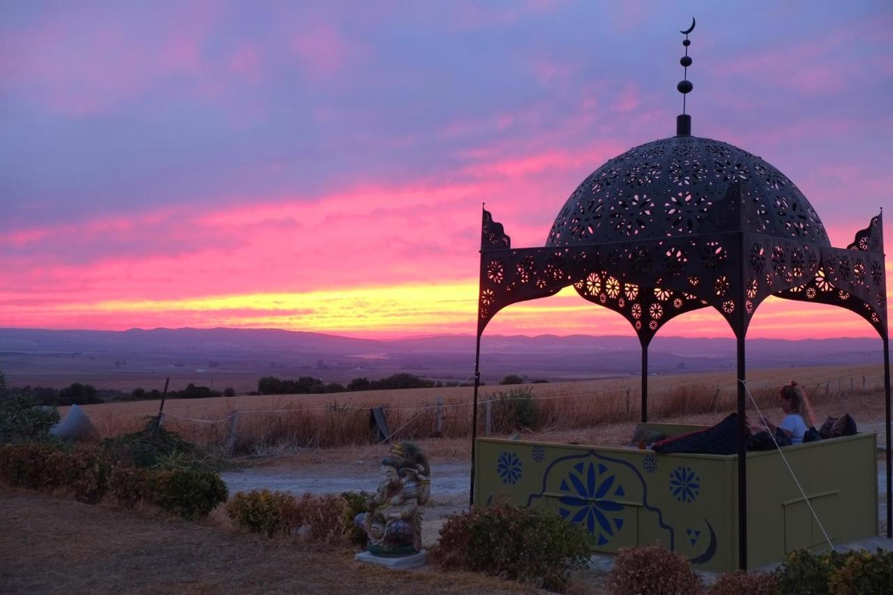 Resort Suryalila Retreat Center Villamartín