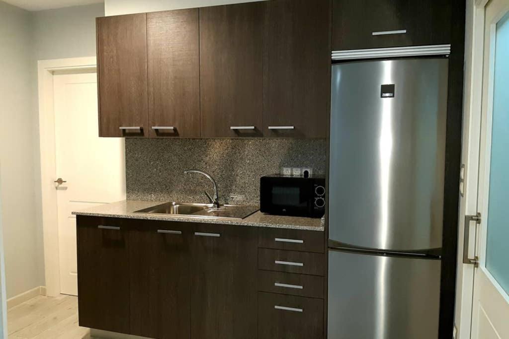 Disfrute De Sus Vacaciones En El Puerto De Cariño. Apartamento Cariño
