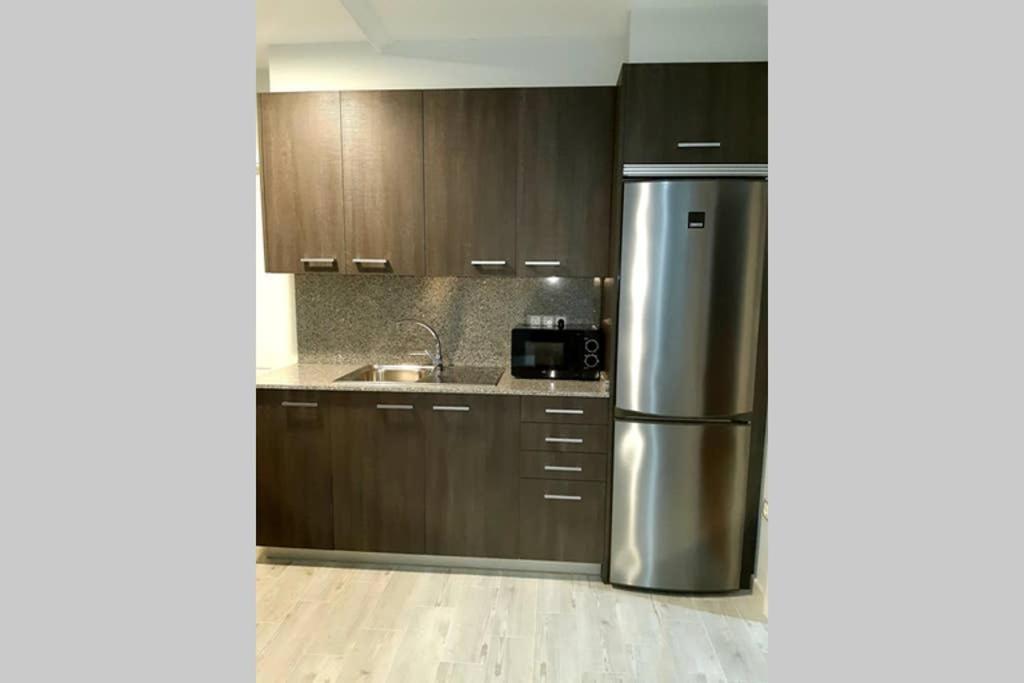 Disfrute De Sus Vacaciones En El Puerto De Cariño. Apartamento