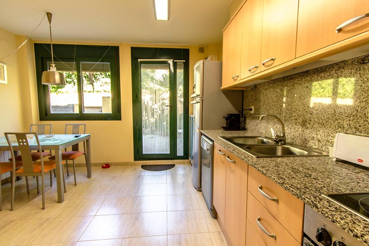 Сasa de vacaciones 3 Bedrooms House At 500 M Away From The With Shared Pool Enclosed Garden And Wifi Tarragona